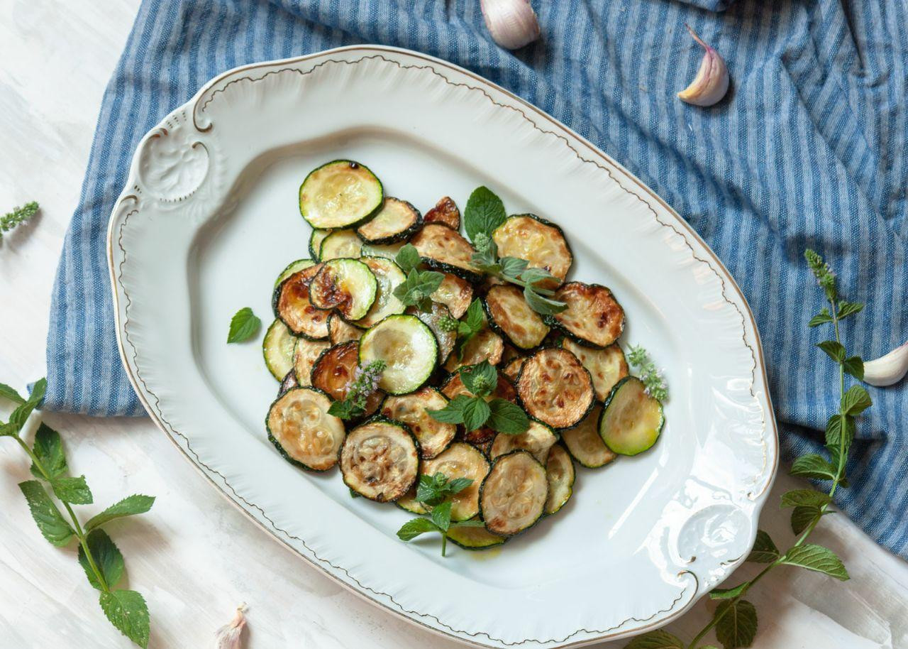 "كورونا والدولار" يطيحان بأحلا...