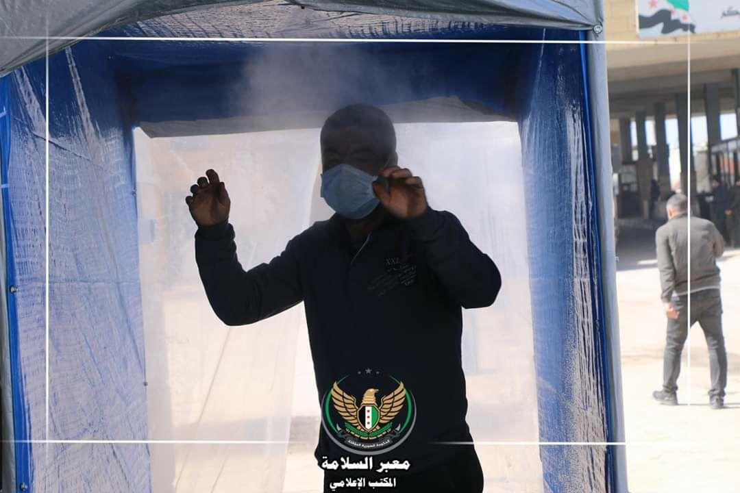 لمواجهة "كورونا".. غرفة تعقيم...