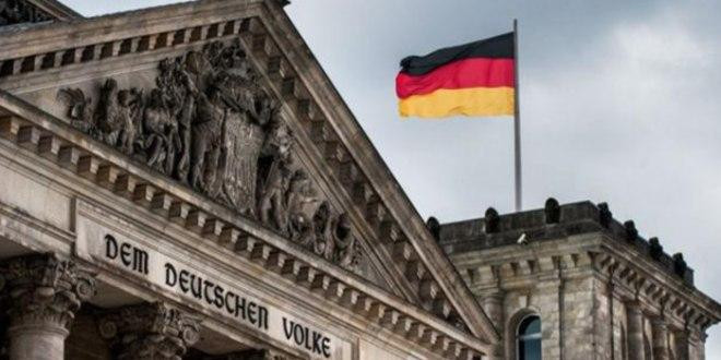 ضابط سوري سابق يواجه 58 تهمة ف...