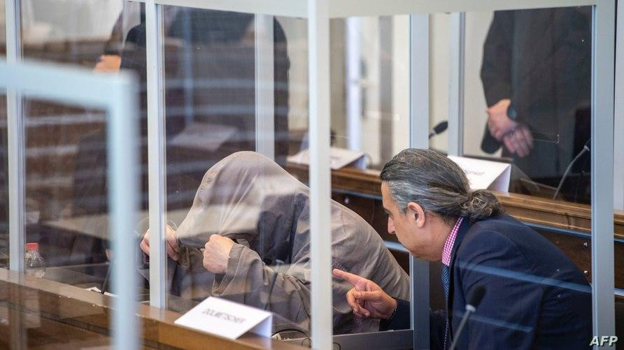 القضاء الألماني يتابع الجلسة ا...