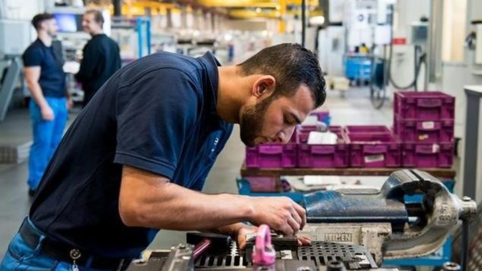 السوريون يحتلون المركز الثاني...