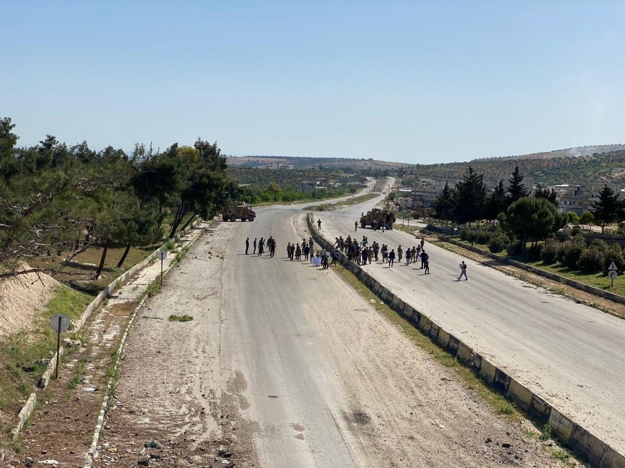وسط اعتصام المدنيين.. دورية تر...