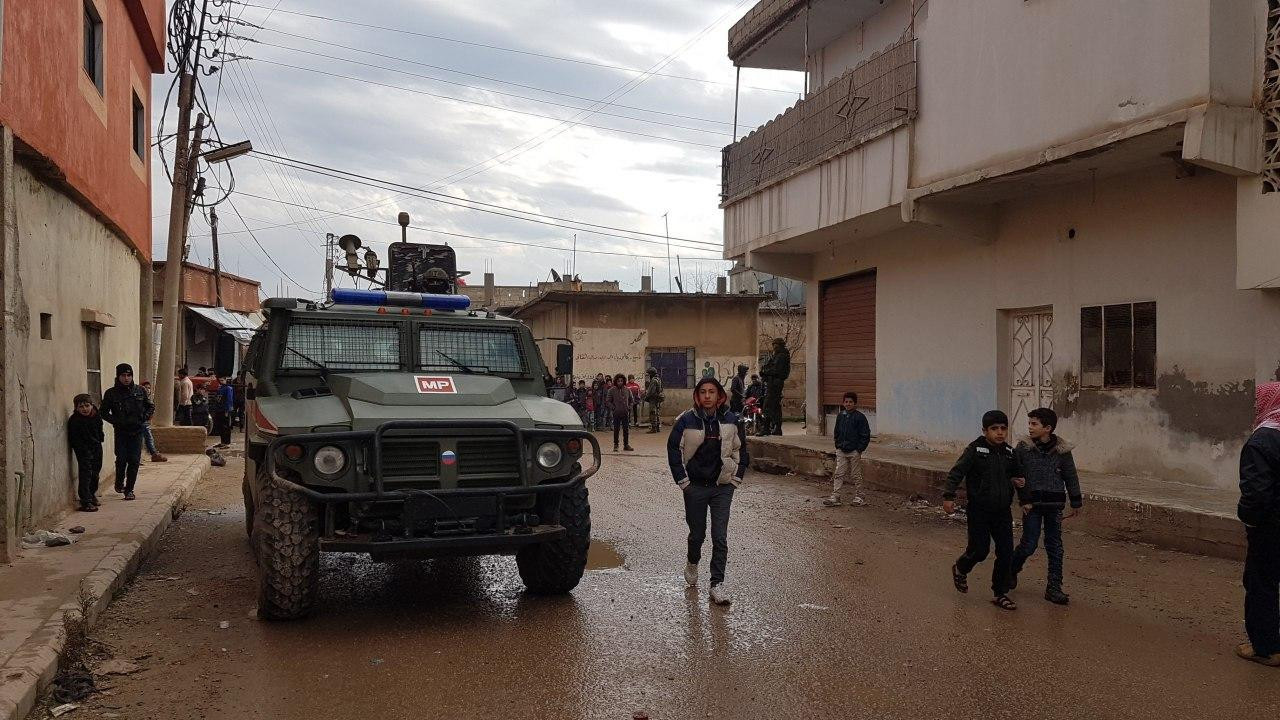 روسيا تبحث تصعيد النظام مع أها...