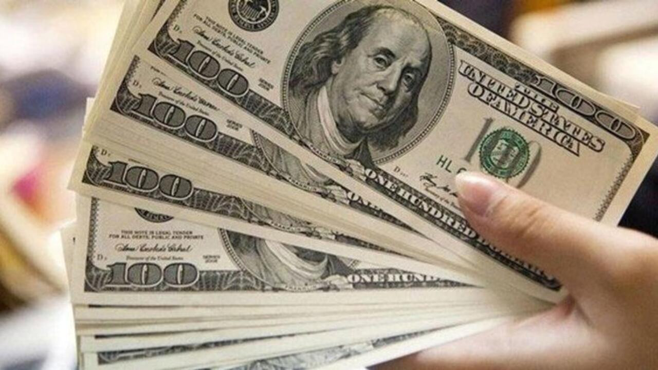 تحسن طفيف لليرة مقابل الدولار