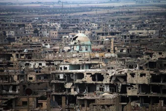 "الفرقة الرابعة" تعزز حواجزها...