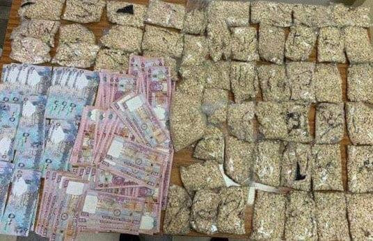 بينهم سوريان.. إلقاء القبض على...