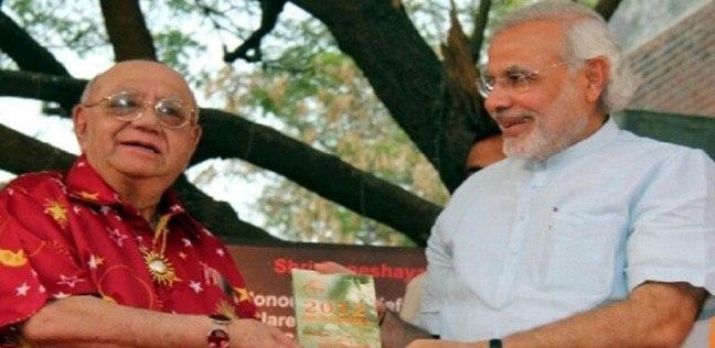 "كورونا" يقتل "منجما هنديا" تن...