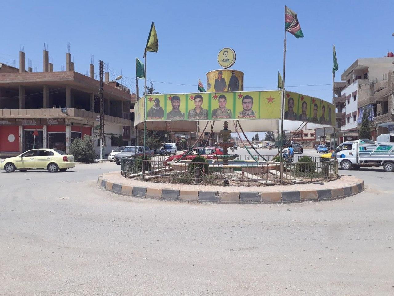 "قسد" تزيل صور قتلاها و"أوجلان...