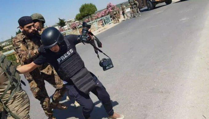 بيان لنشطاء إدلب يندد باعتداء...