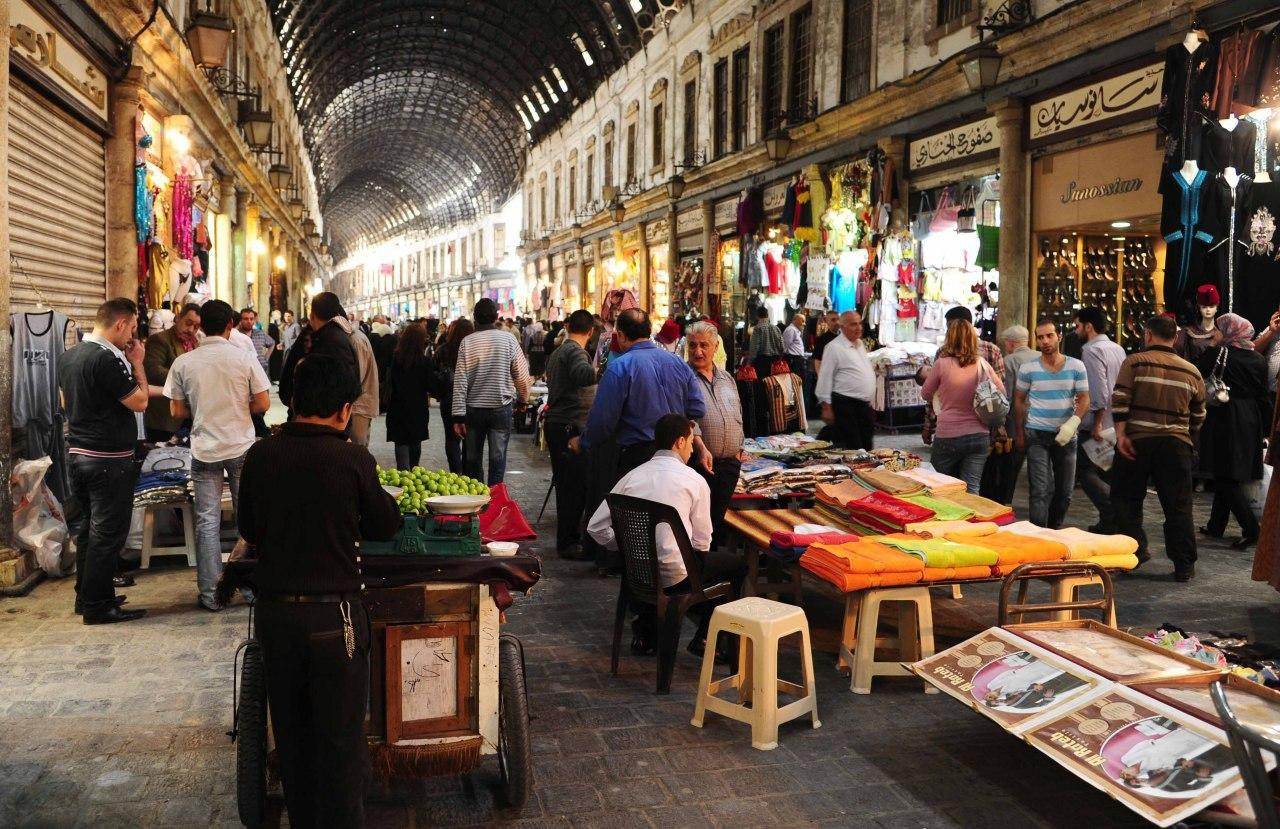 سخرية من خفض أسعار التجار للمو...