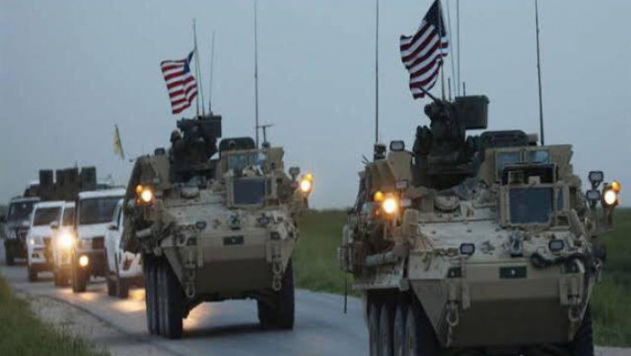 انتحاري يهاجم رتلا للتحالف الد...