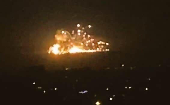 غارات إسرائيلية تستهدف مواقع ا...