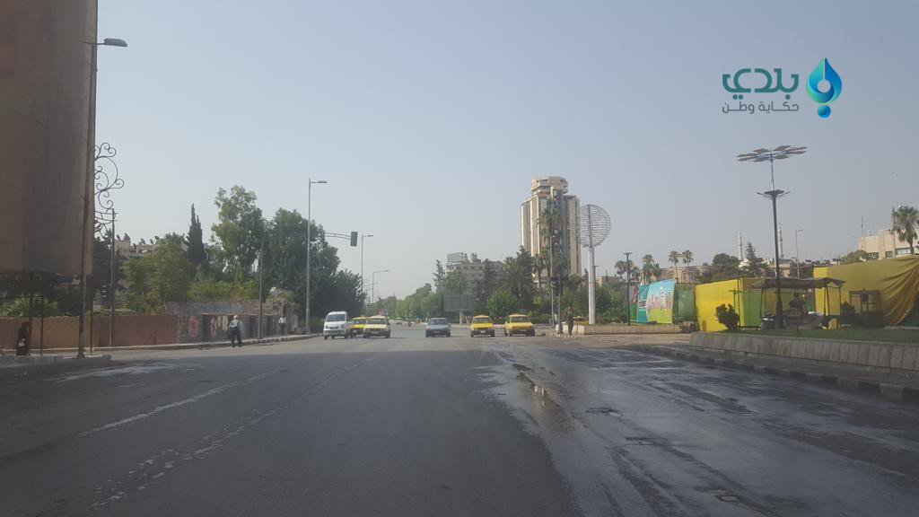 مصادر موالية: عشرات الإصابات ب...