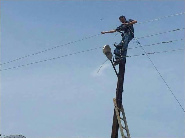 انقطاع التيار الكهربائي يتسبب...