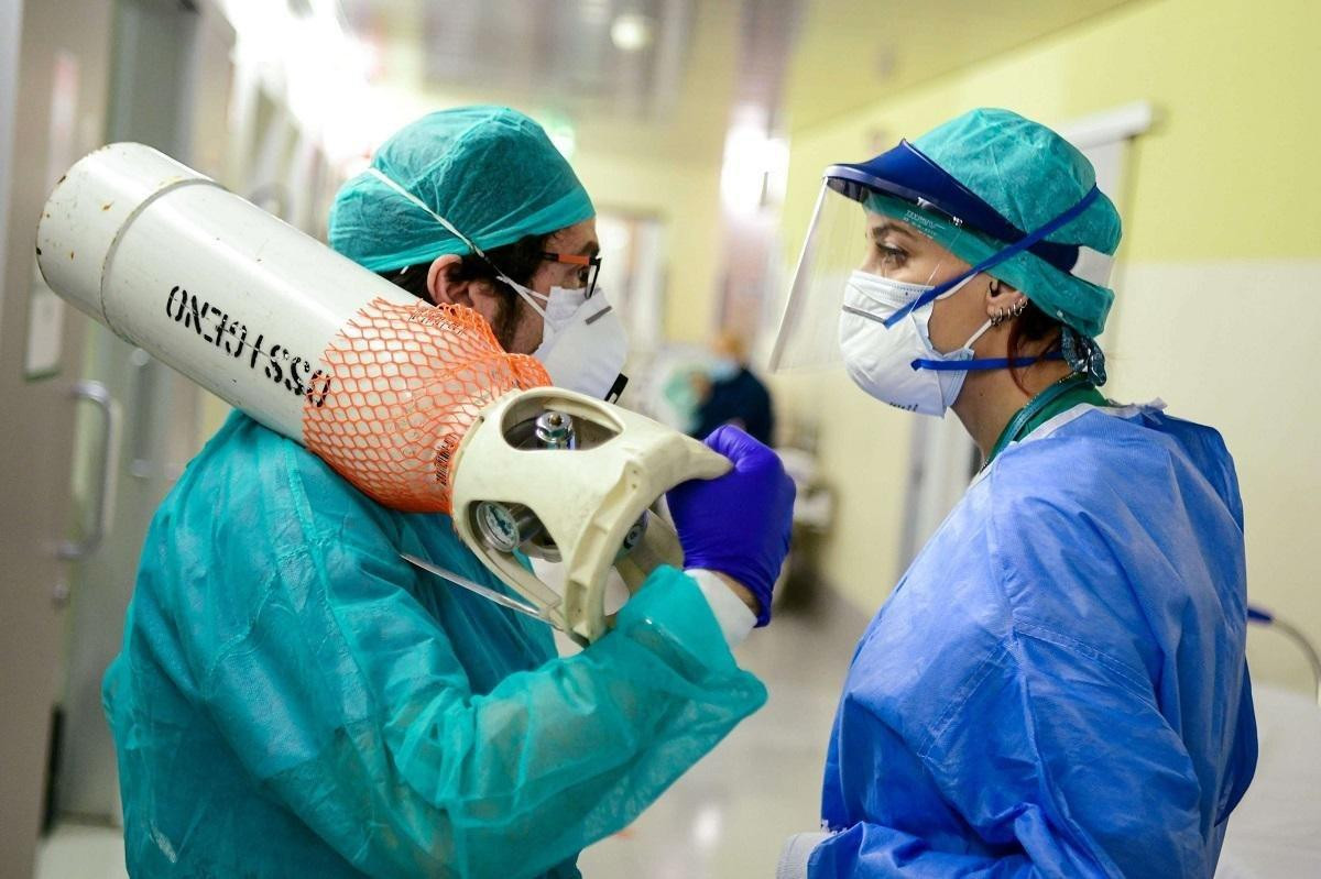 أزمة بأسطوانات الأوكسجين في دم...