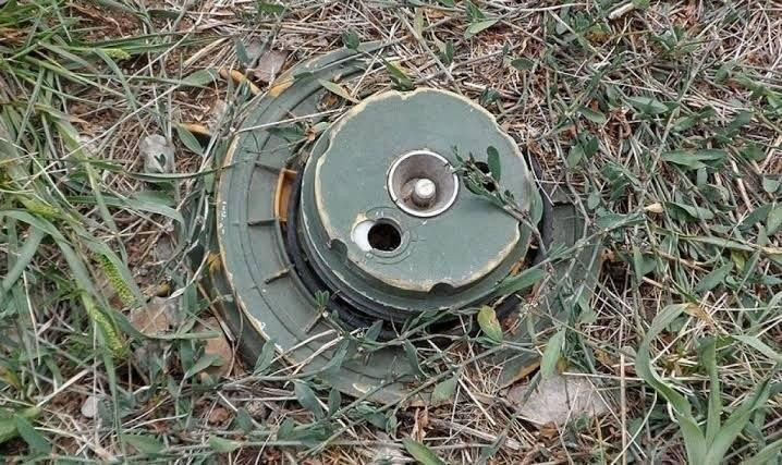 استشهاد طفلتين بانفجار لغم أرض...