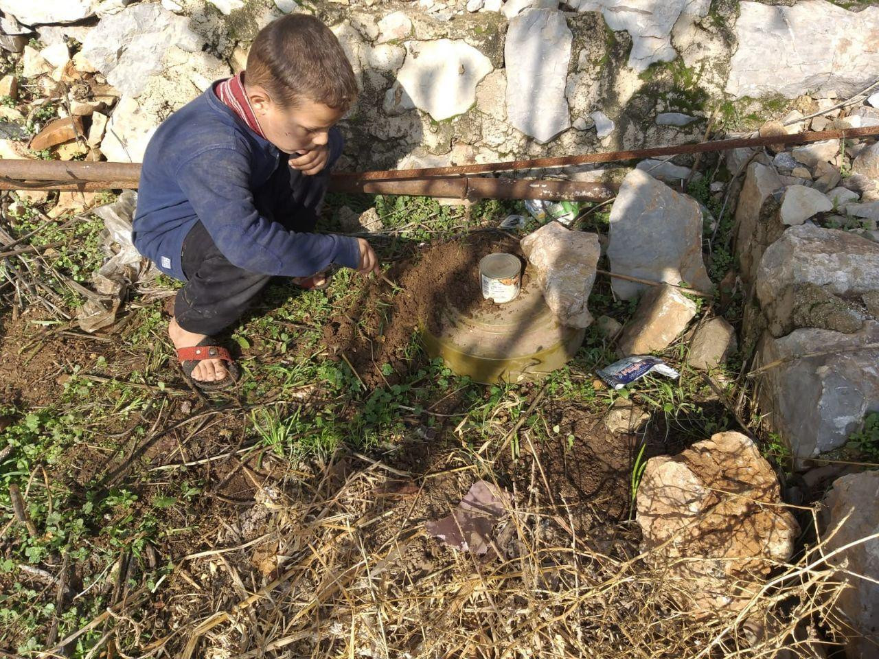 مخلفات داعـش تودي بحياة فتاة ب...