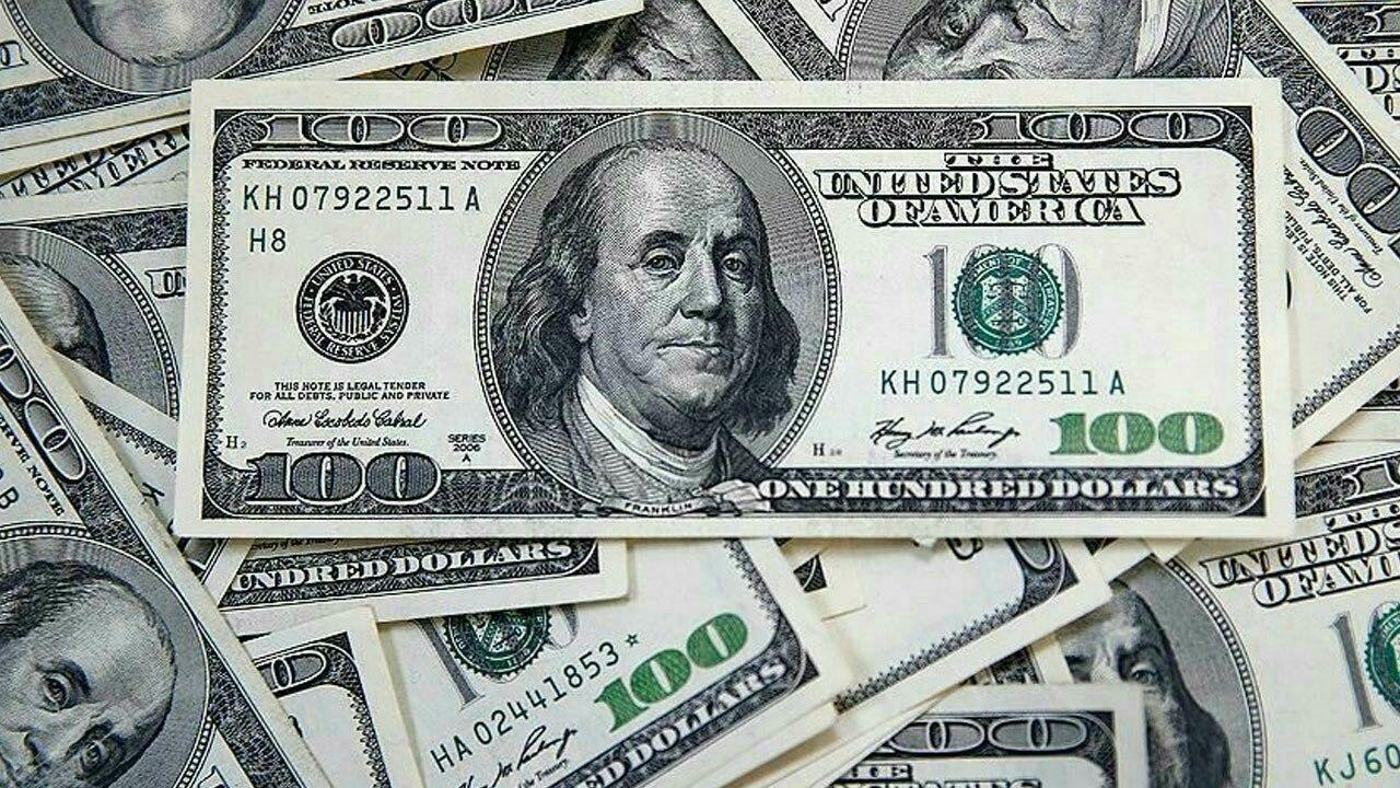 لليوم الثاني.. الليرة السورية...