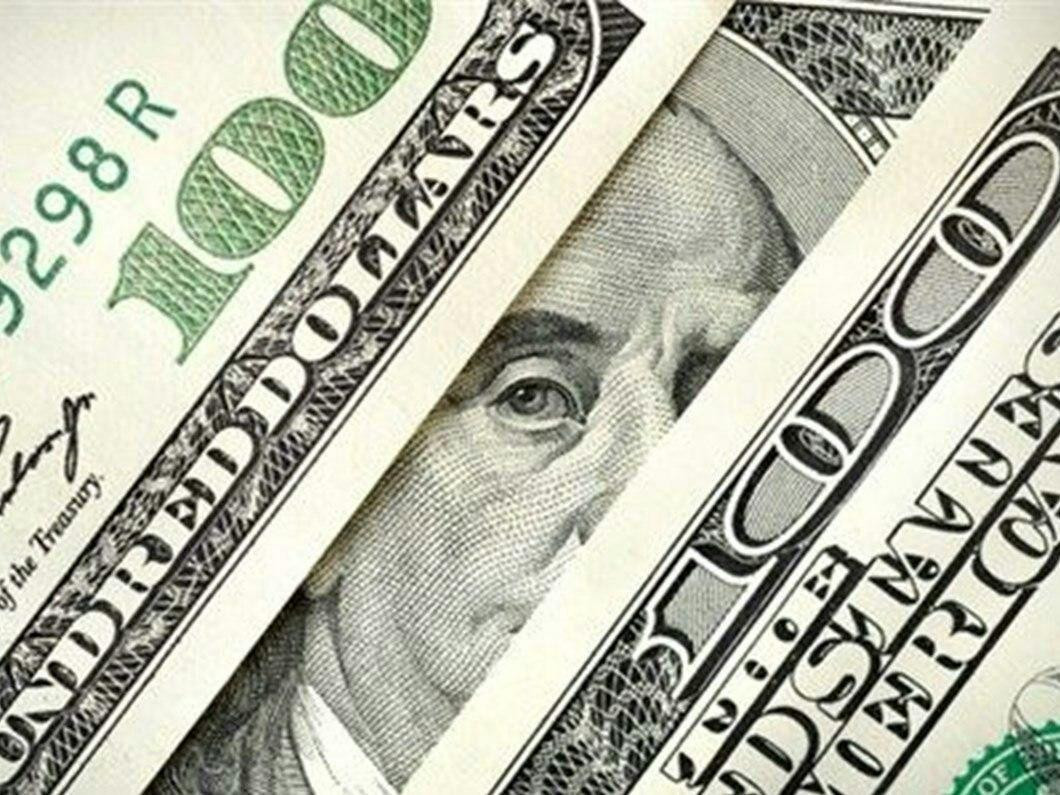 تحسن طفيف بسعر صرف الليرة أمام...