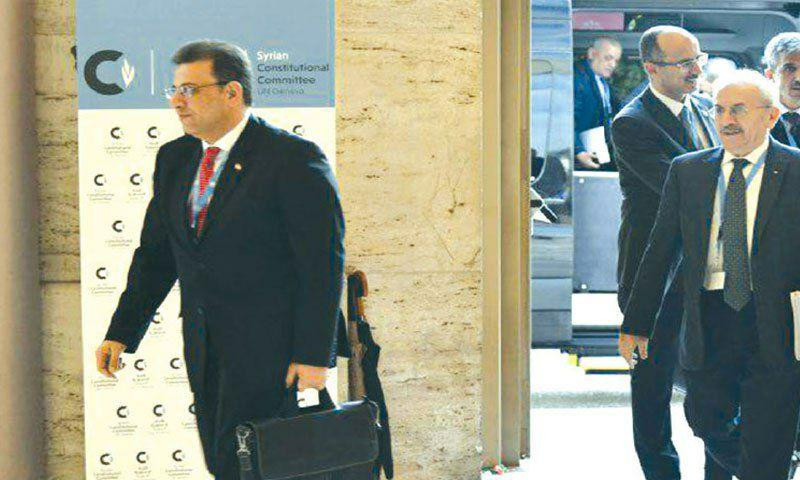 اللجنة الدستورية تحدد الأمور ا...