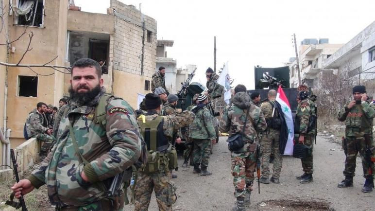 استخبارات النظام تعتقل مجموعة...