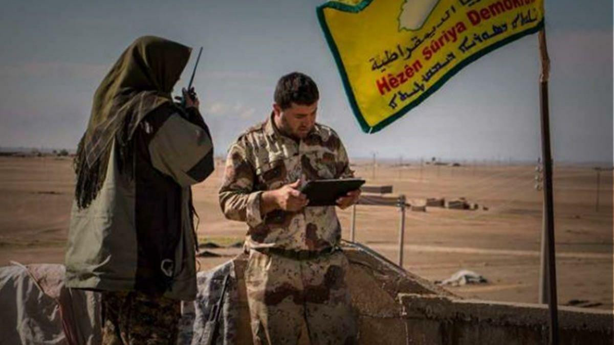 مقتل ثلاثة عناصر من "قسد" بهجم...