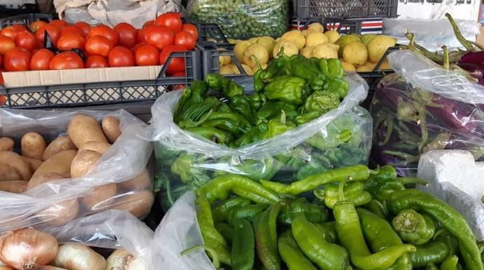 حرائق الساحل تشعل أسعار الخضار...