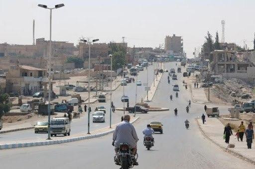 "قسد" تعتقل 10 أشخاص بتهمة الع...