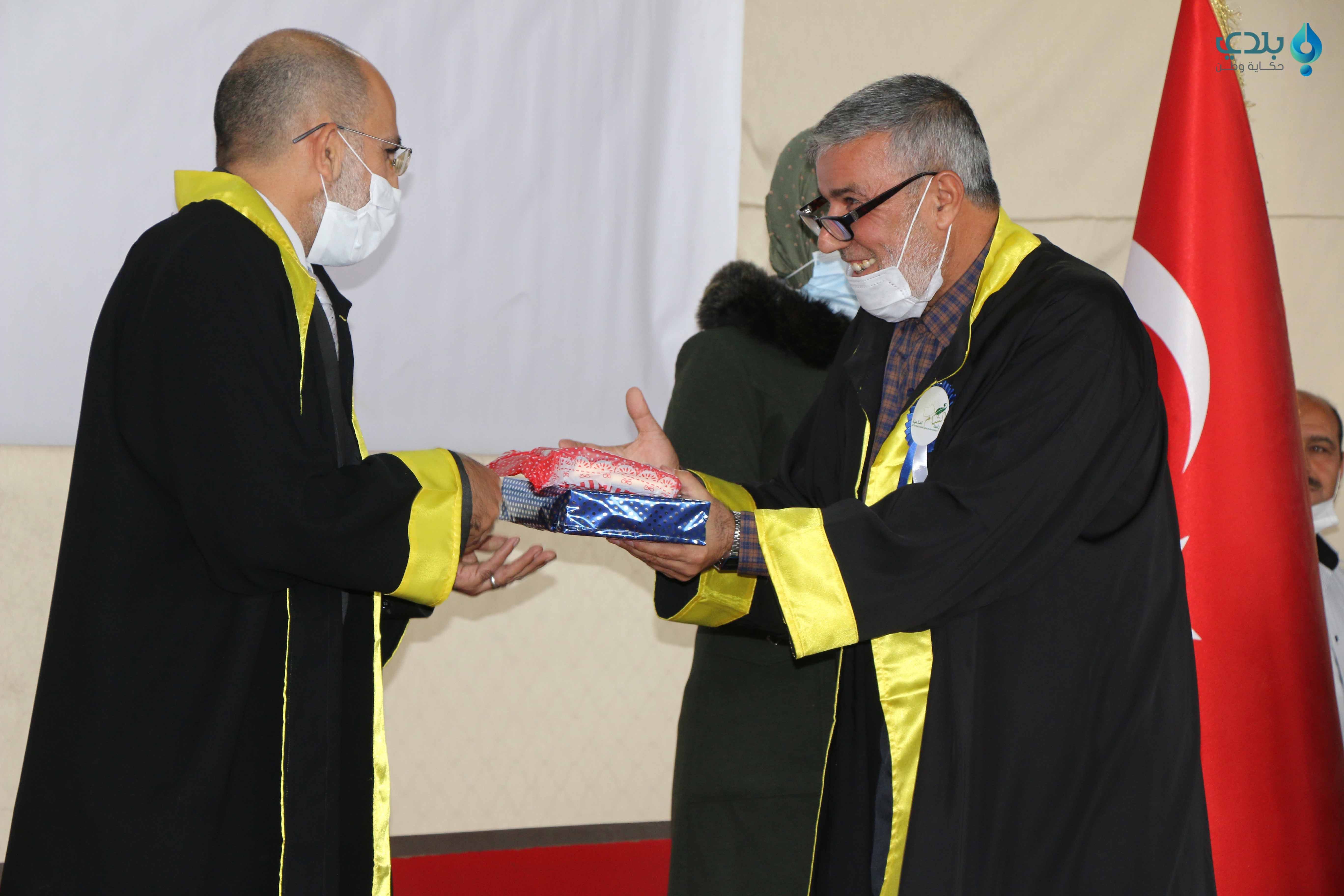 جامعة "شام" تخرج الدفعة الثاني...