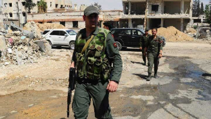 قوات النظام تعتقل تجارا شرق ال...