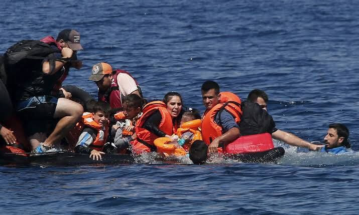 اليونان.. مصرع لاجئ وفقدان آخر...