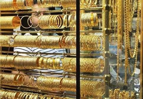 انخفاض كبير بقيمة الذهب 