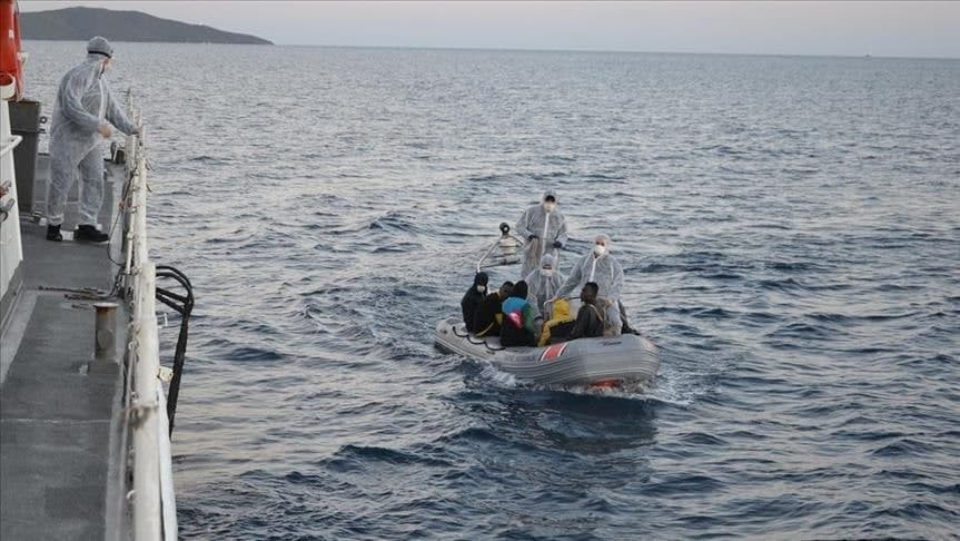 الأناضول: اليونان تركت لاجئين...