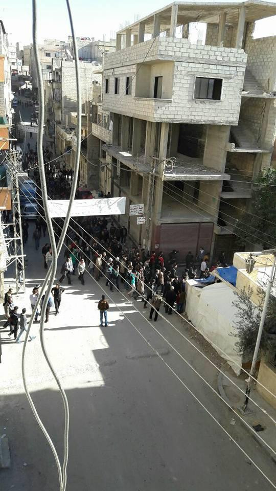 "التل" تتظاهر ضد التضييق ومحاو...