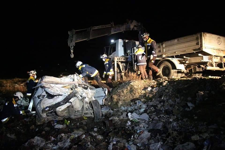 منهم على طريق M4.. مقتل ثلاثة...