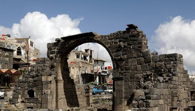 لقاء وعود بإطلاق سراح معتقل.....