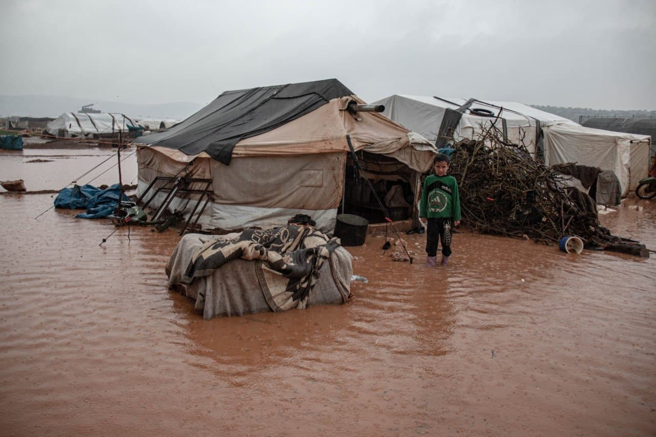 "لا يمكن للعالم أن يدير ظهره"....