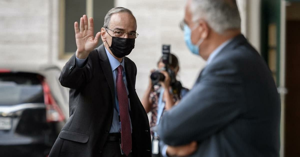 لجنة دستورية فارغة.. نظام يشتر...