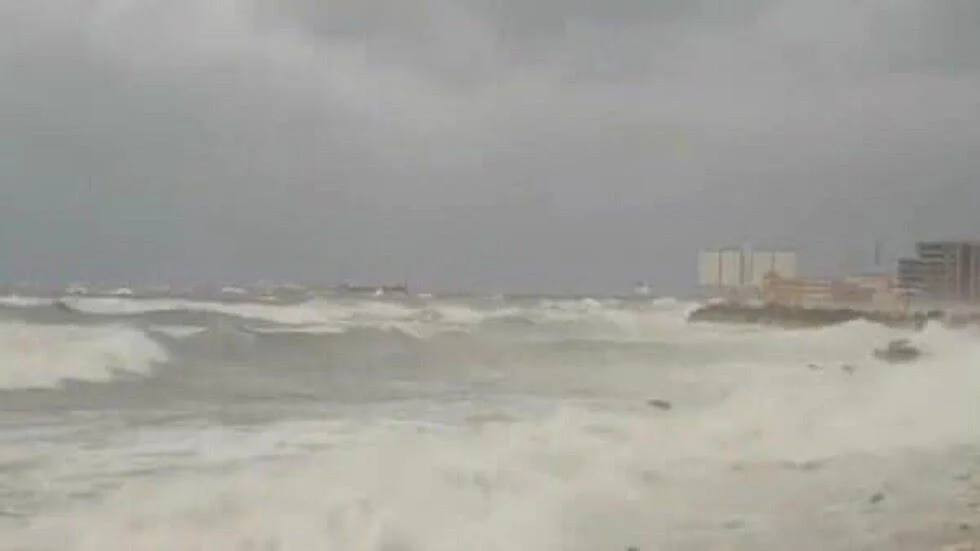 وزارة النقل بحكومة النظام تغلق...