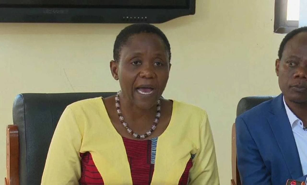 "الرب قضى على الوباء".. دولة إ...