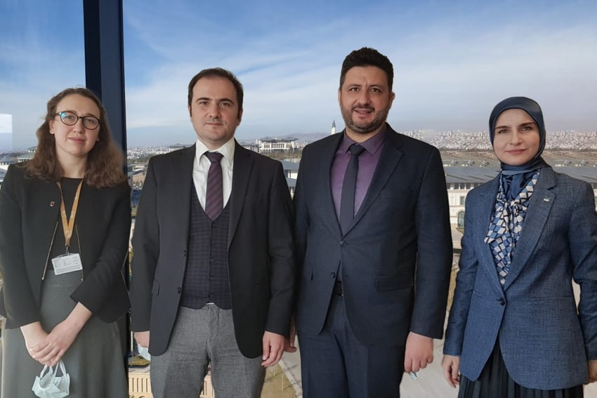 تركيا.. منحة جامعية لأبناء وبن...