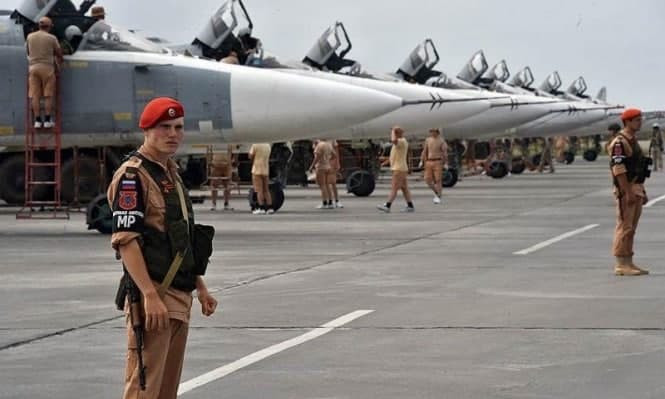 وكالة روسية: استهداف قاعدة حمي...