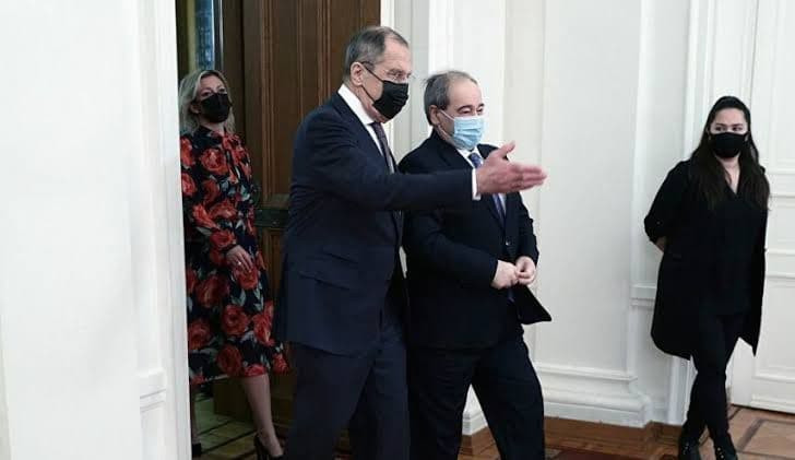 لافروف يبحث مع وزير خارجية الن...