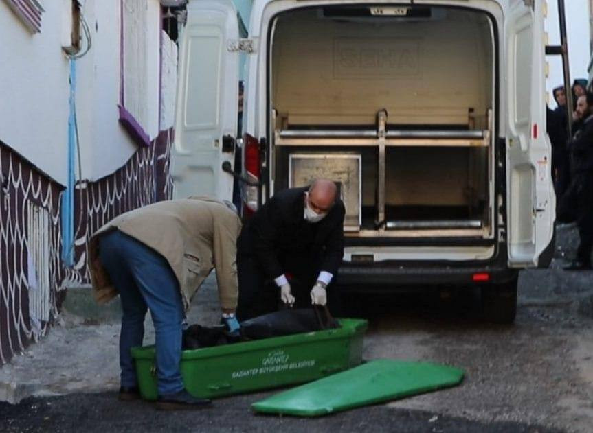 تركيا.. رجل سوري يقتل زوجته في...