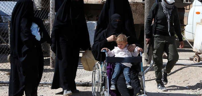 فرنسيات محتجزات بمخيمات سوريا...