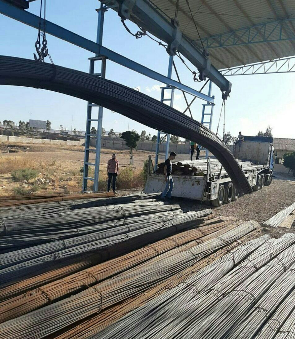 "التعفيش" يلتهم الحديد ويطرحه...