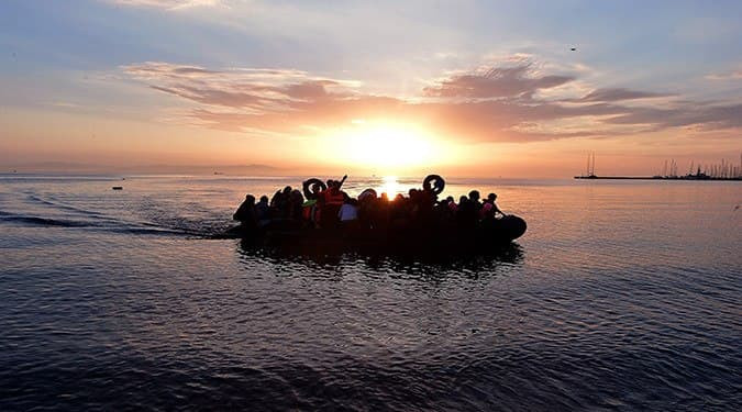 مسؤول تركي: اليونان أعادت 80 أ...