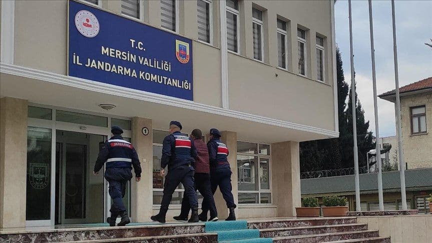 تركيا.. توقيف 3 عناصر من تنظيم...