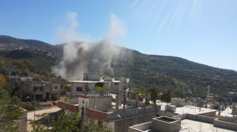 النظام يكثف قصفه على ريف اللاذ...