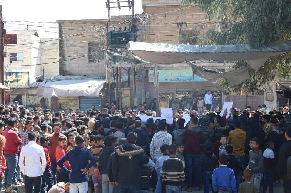 استمرار المظاهرات في درعا وريف...